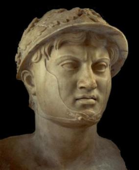 Busto di Pirro di epoca romana, dal Museo Archeologico Nazionale di Napoli.